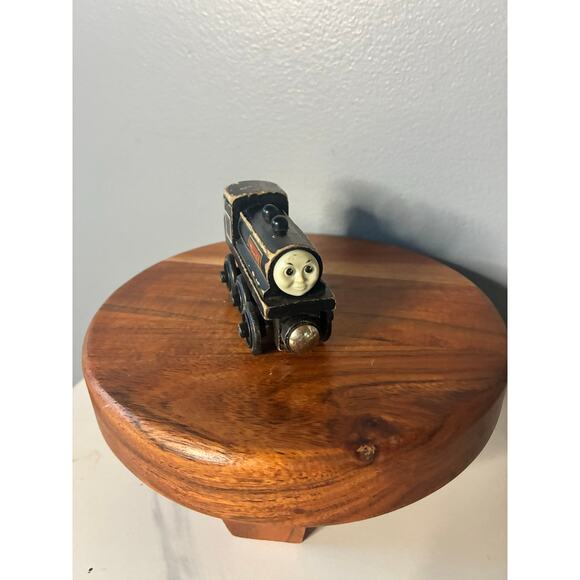 Vintage 1990s Thomas & Friends Wooden Railway – DONALD Engine (Learning Curve) - Picture 3 of 6
